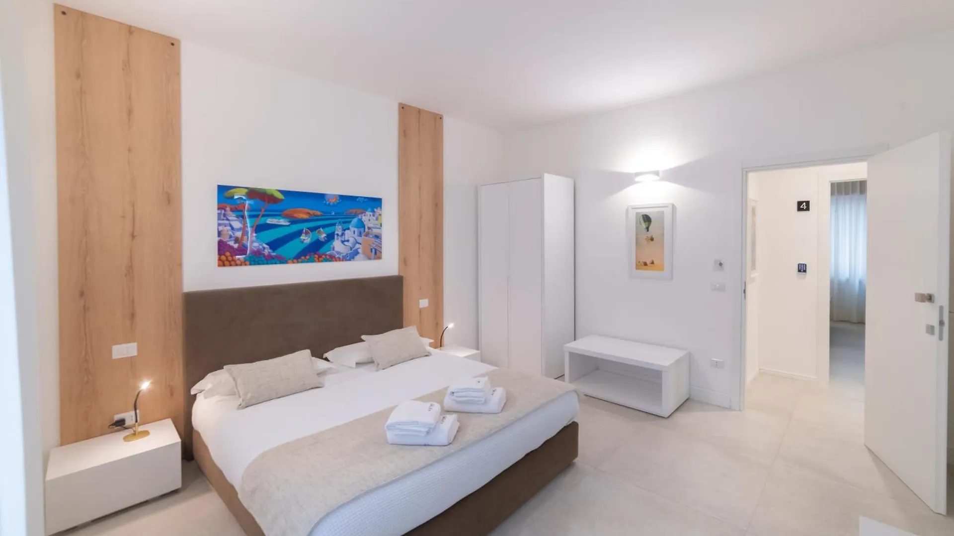 Lo Studio Di Viale Lo Re Camere & Caffe' Lecce