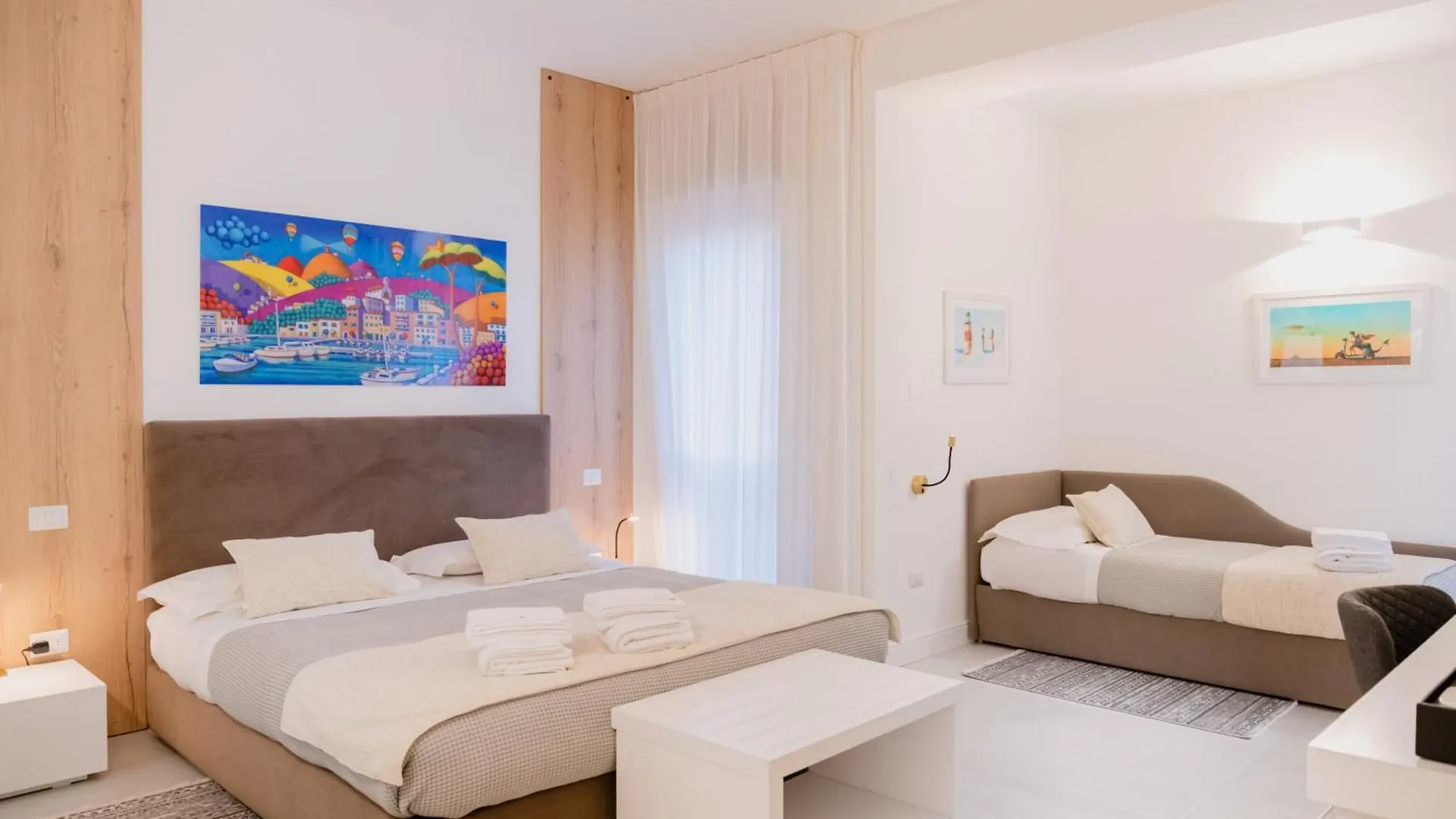 Lo Studio Di Viale Lo Re Camere & Caffe' Lecce Guest house
